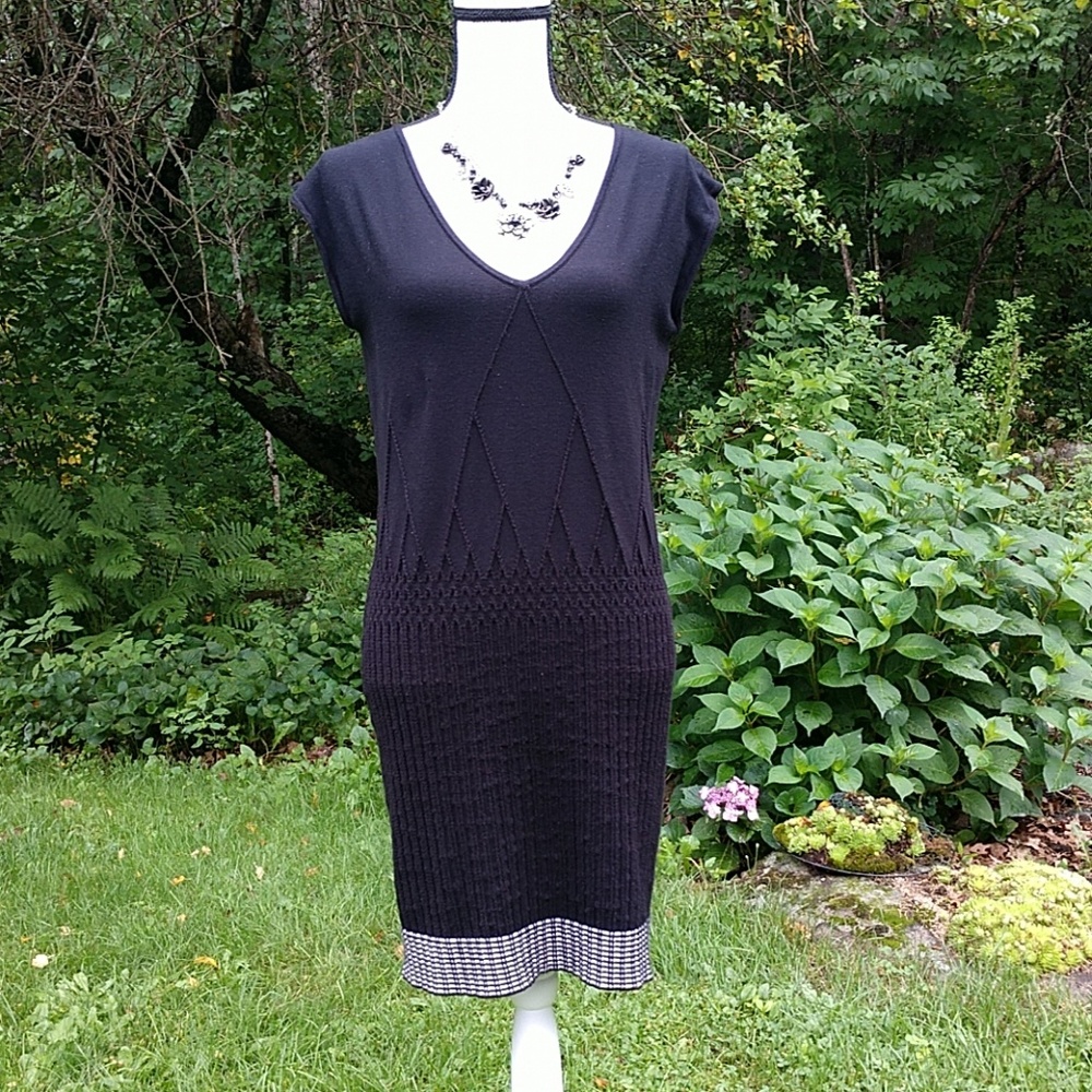 Max Studio Black Knit Dress Size Large NWT